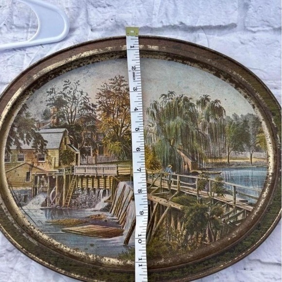 Cottage Core Vintage Trays Pair - Picture 3 of 8